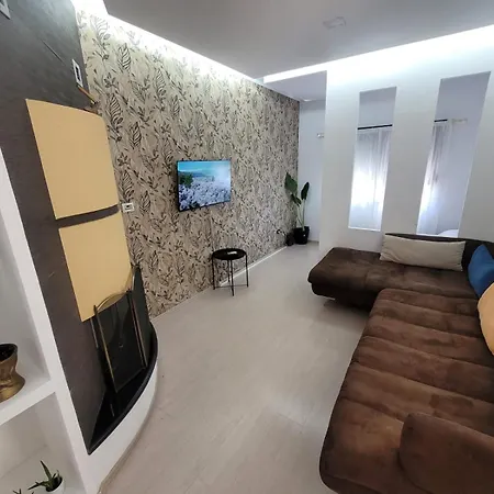 Apartamento An With Fireplace Tirana